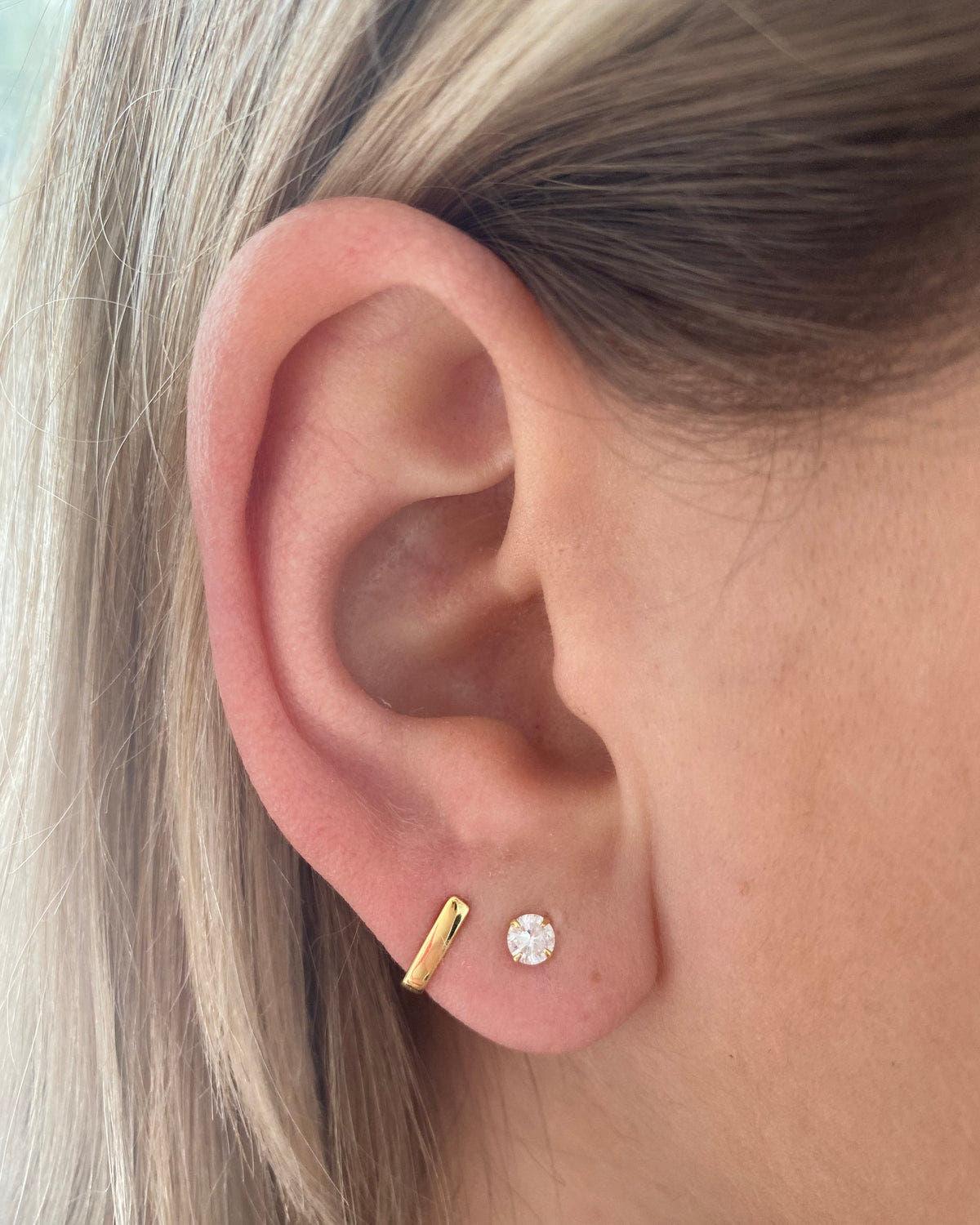 Teeny tiny 18k gold stud earrings with screw back ball - Ollijewelry