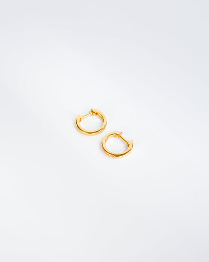 Tiny 18k gold hoop earrings - Ollijewelry